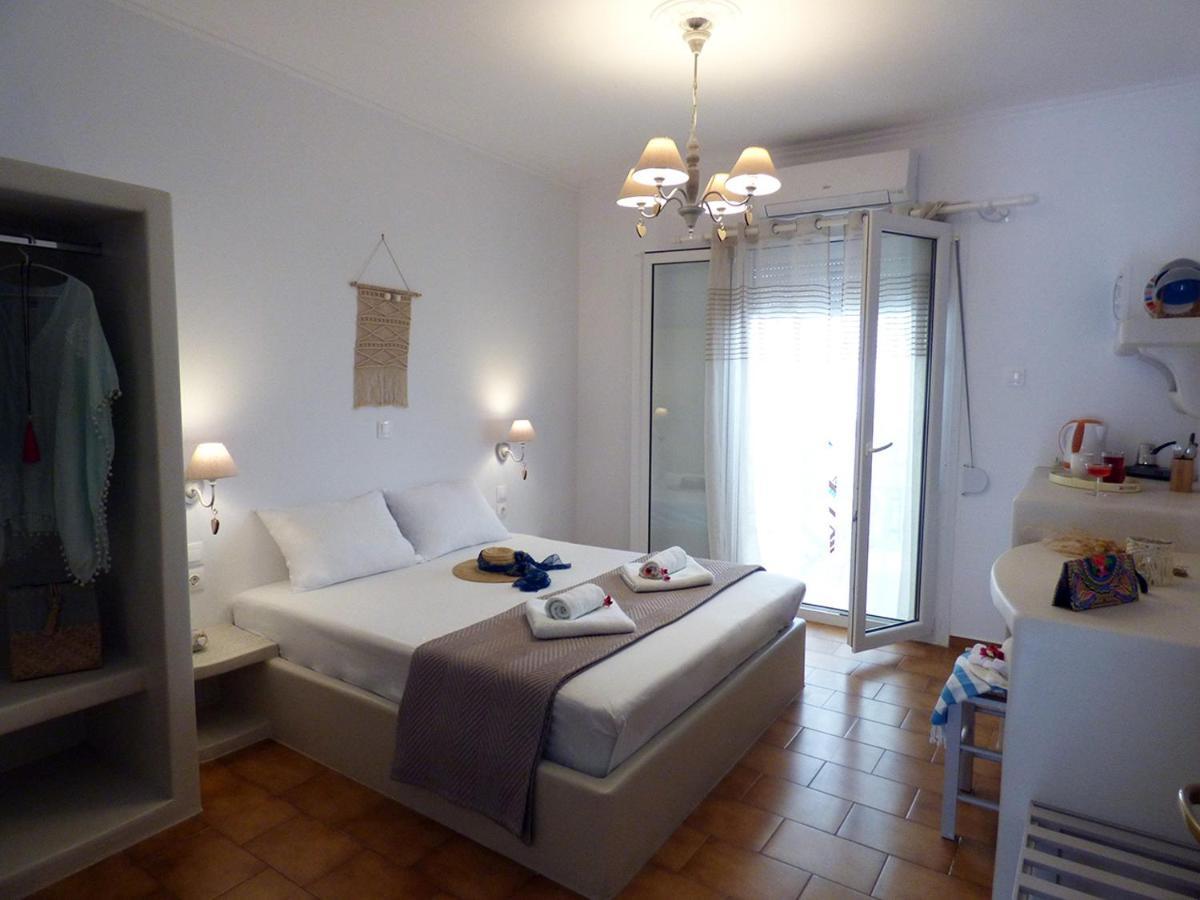 Tasoula Guest House Adamantas  Exterior photo
